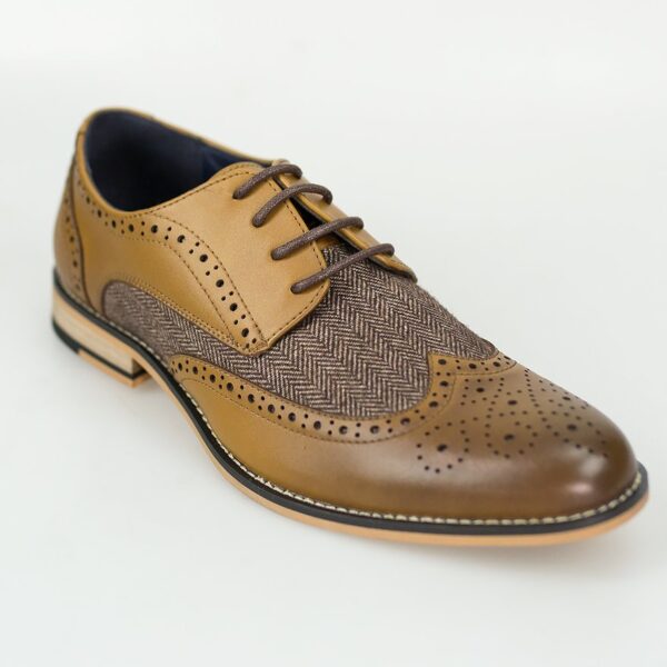 Cavani Horatio Tan Tweed Brogue shoes