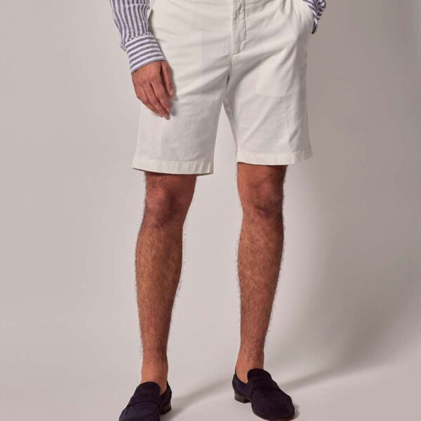 Hawes & Curtis Men's Regular Fit Cotton Rich Chino Shorts - 34 - White, Olive,Beige,Dark Navy,White