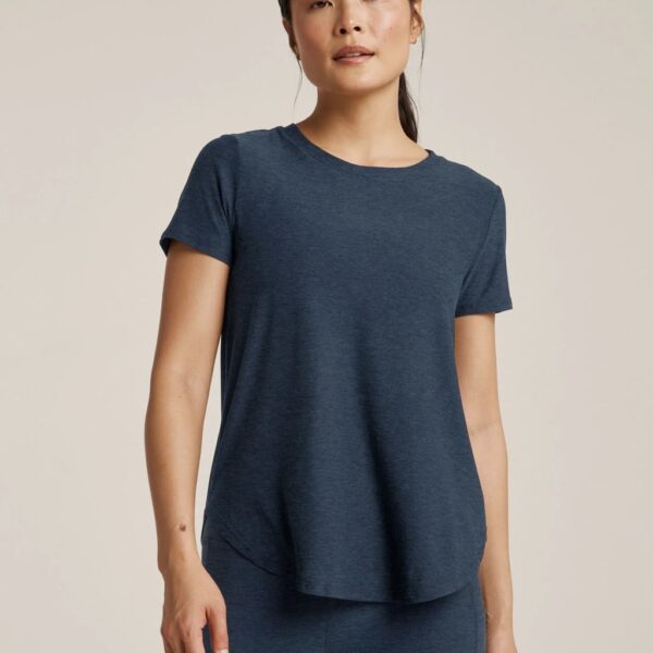 Beyond Yoga Women's Featherweight On The Down Low T-Shirt - Navy, Dark Red,Dark Green,Cornflower,Coral,Blue Denim,Navy,Purple,Pink Magenta,Light Brown