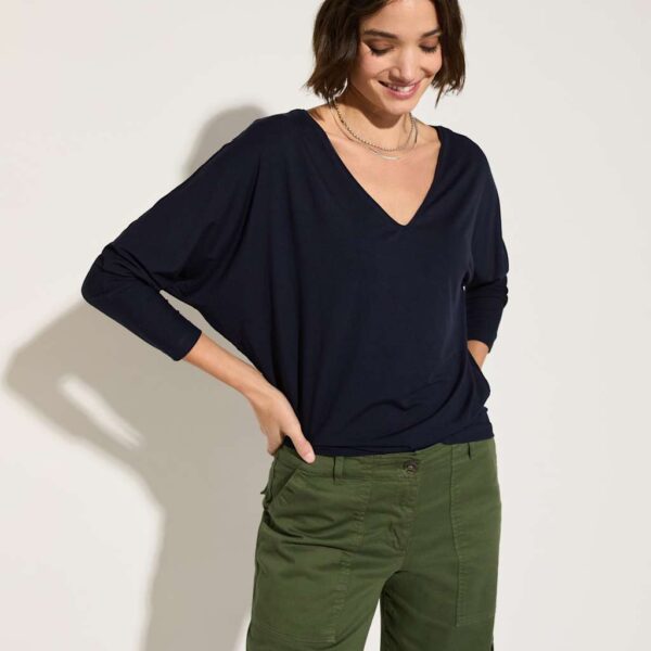Baukjen Women's V-Neck Relaxed Top - 16 - Navy, Navy,White