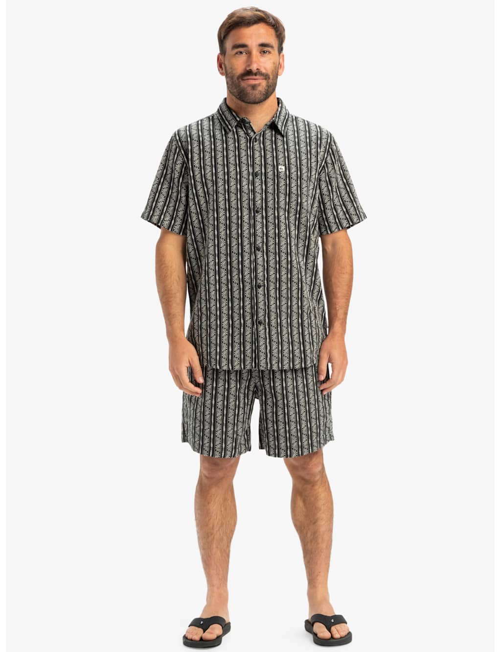 Quiksilver Men's Taxer 18" Pure Cotton Chino Shorts - M - White/Black, White/Black