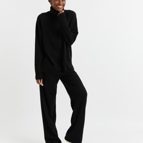 Chinti & Parker Women's Wool Rich with Cashmere Roll Neck Relaxed Jumper - Black, Acid Yellow,Flamingo,Light Grey,Dark Blue,Hot Pink,Dark Grey,Black,Navy,Cream