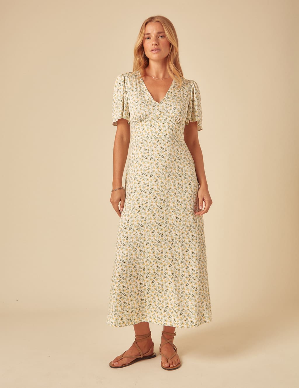 Nobody's Child Women's Floral V-Neck Tie Waist Midaxi Tea Dress - 12REG - Green Mix, Green Mix