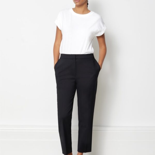 Albaray Women's Cotton Blend Slim Fit Cropped Trousers - 8 - Black, Black