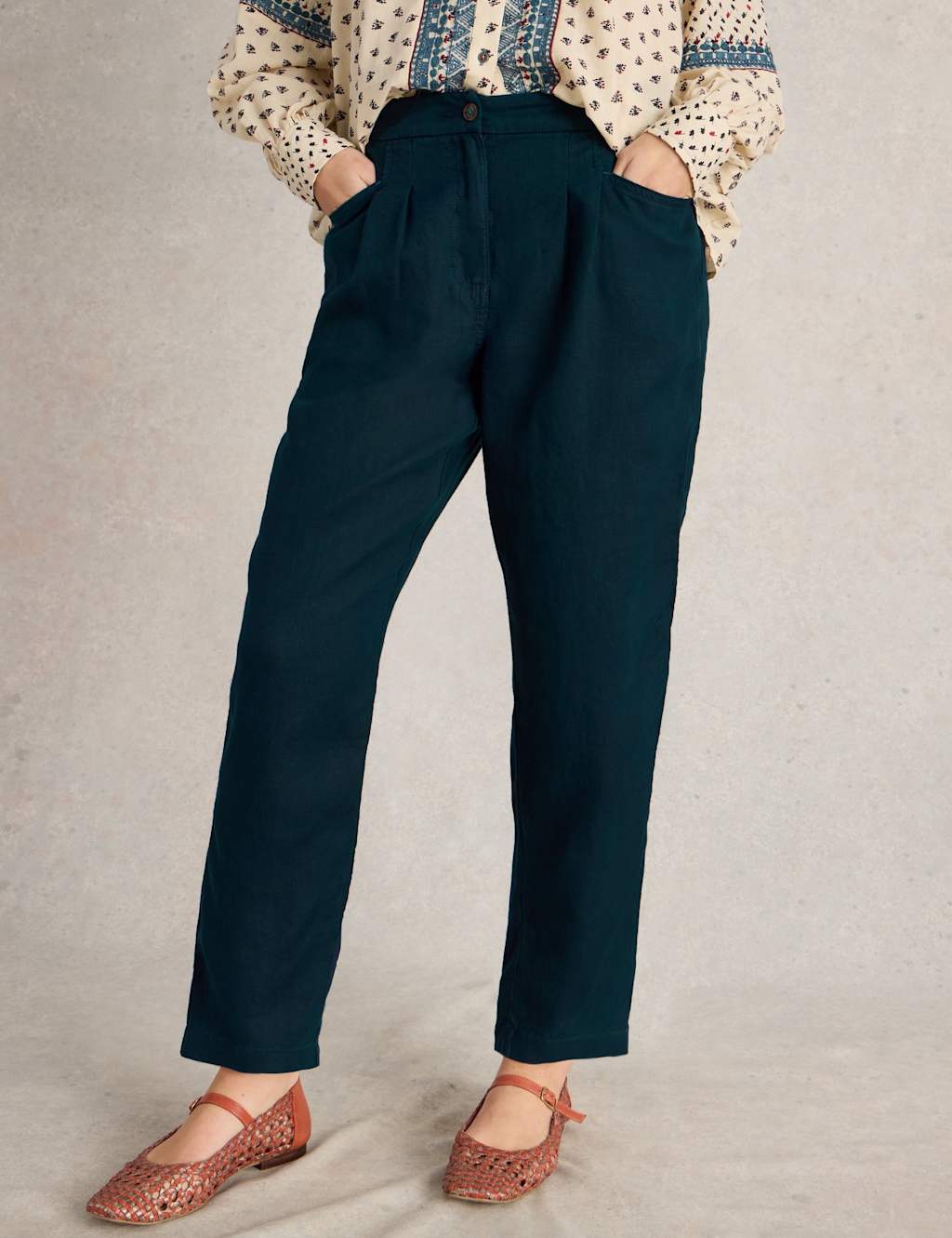White Stuff Women's Pure Linen Pleat Front Trousers - 12REG - Navy, Natural,White,Navy