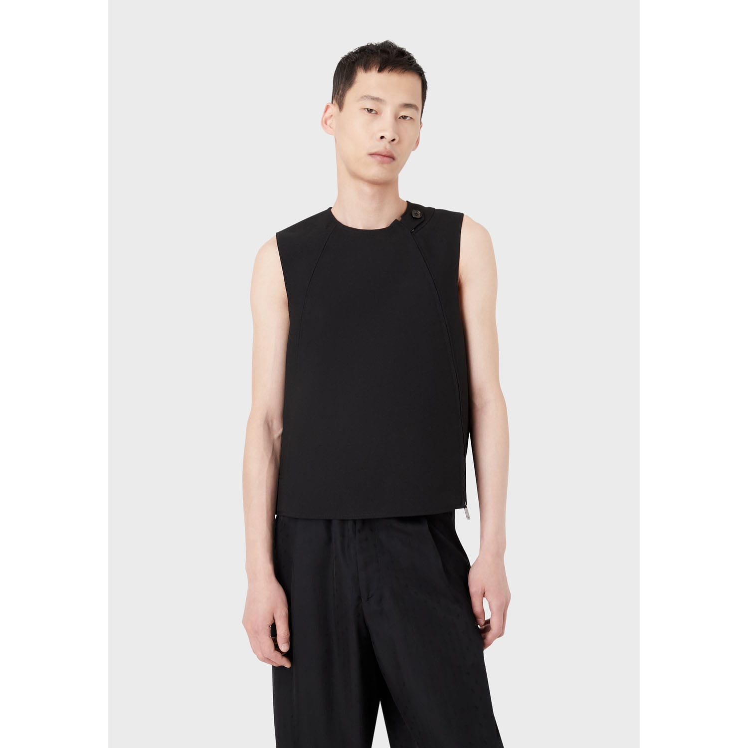 Emporio Armani Mens Gilet in Black Wool - Size Large