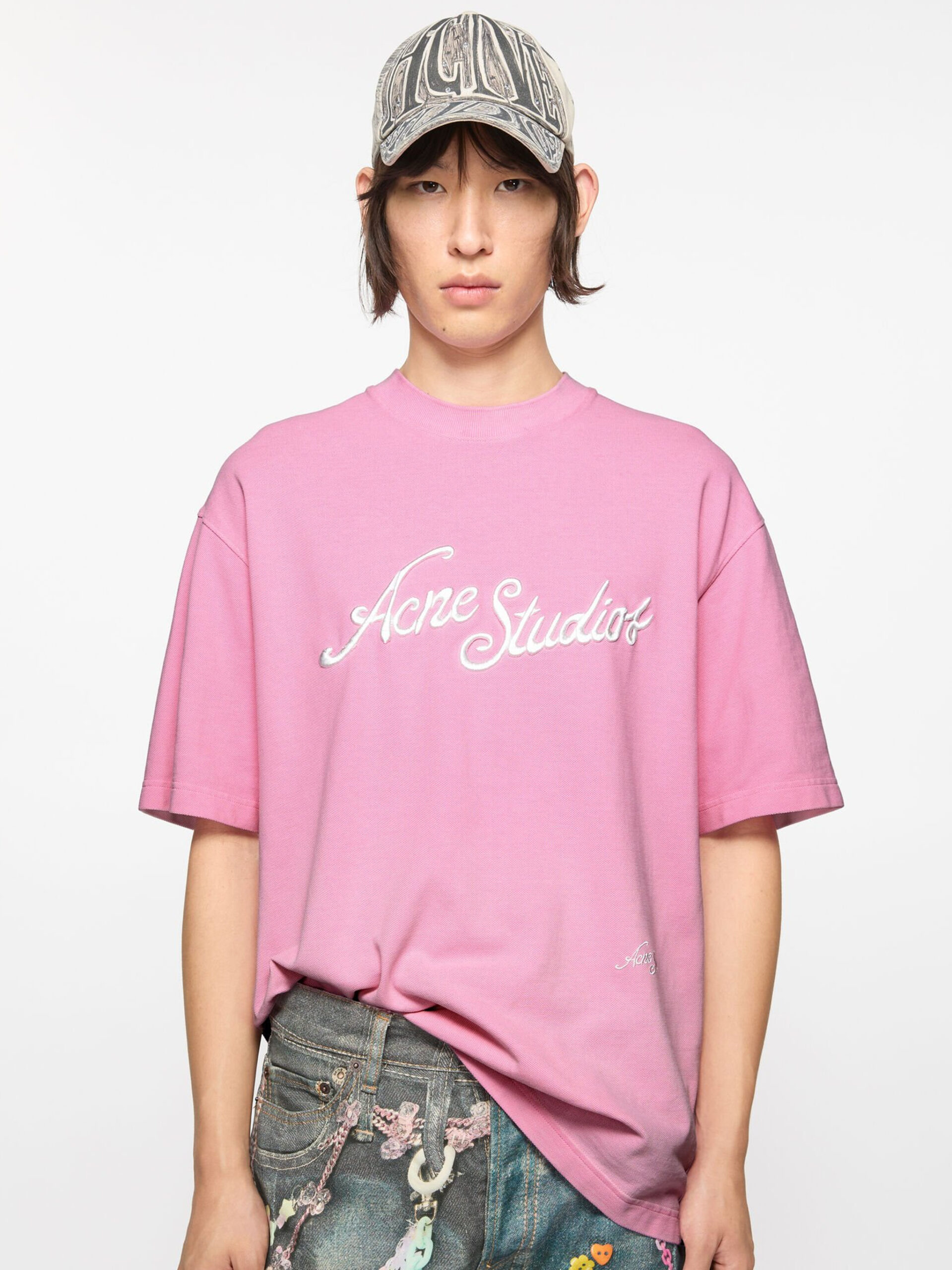 Acne Studios Mens Embroidered Logo T-Shirt in Pink Cotton - Size Medium