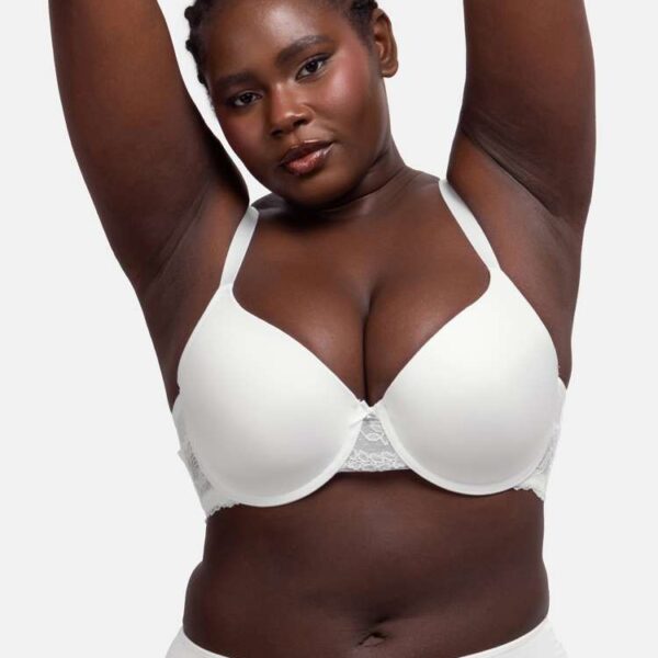 ADELE DEMI BRA