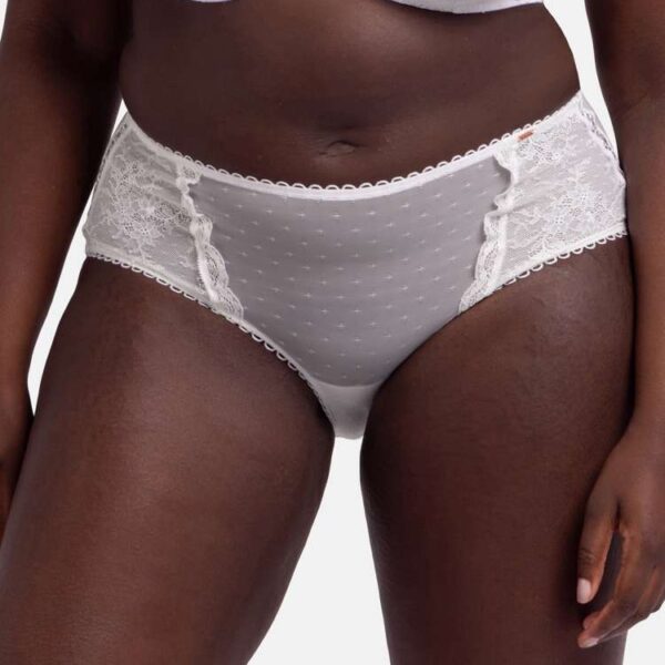 ARYA THONG