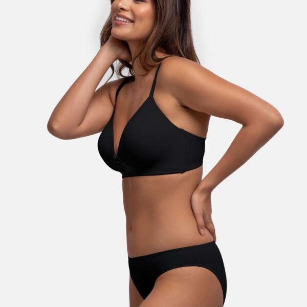 BRIGITTE SCULPTING BRIEF