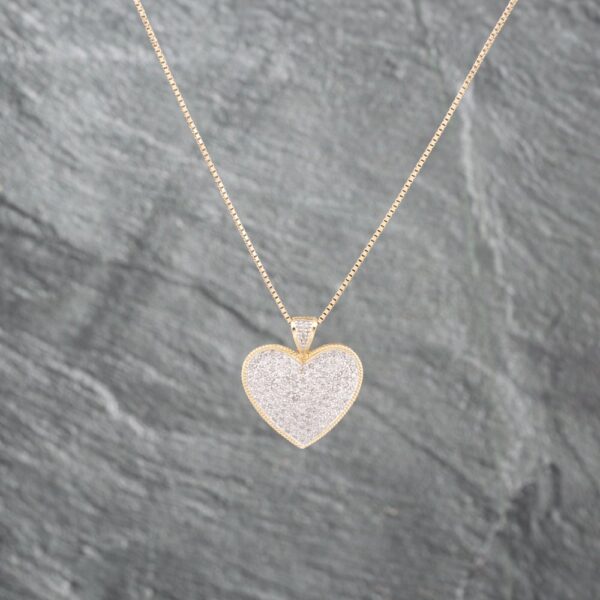 Pre-Owned 9ct Yellow Gold Brilliant Cut Diamond Pave Heart Pendant & 16 Inch Box Chain 41143072