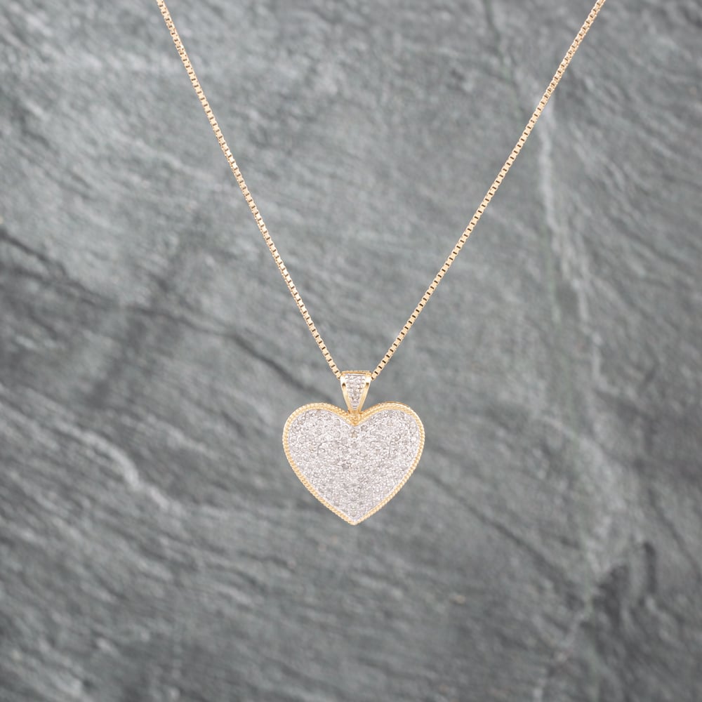 Pre-Owned 9ct Yellow Gold Brilliant Cut Diamond Pave Heart Pendant & 16 Inch Box Chain 41143072