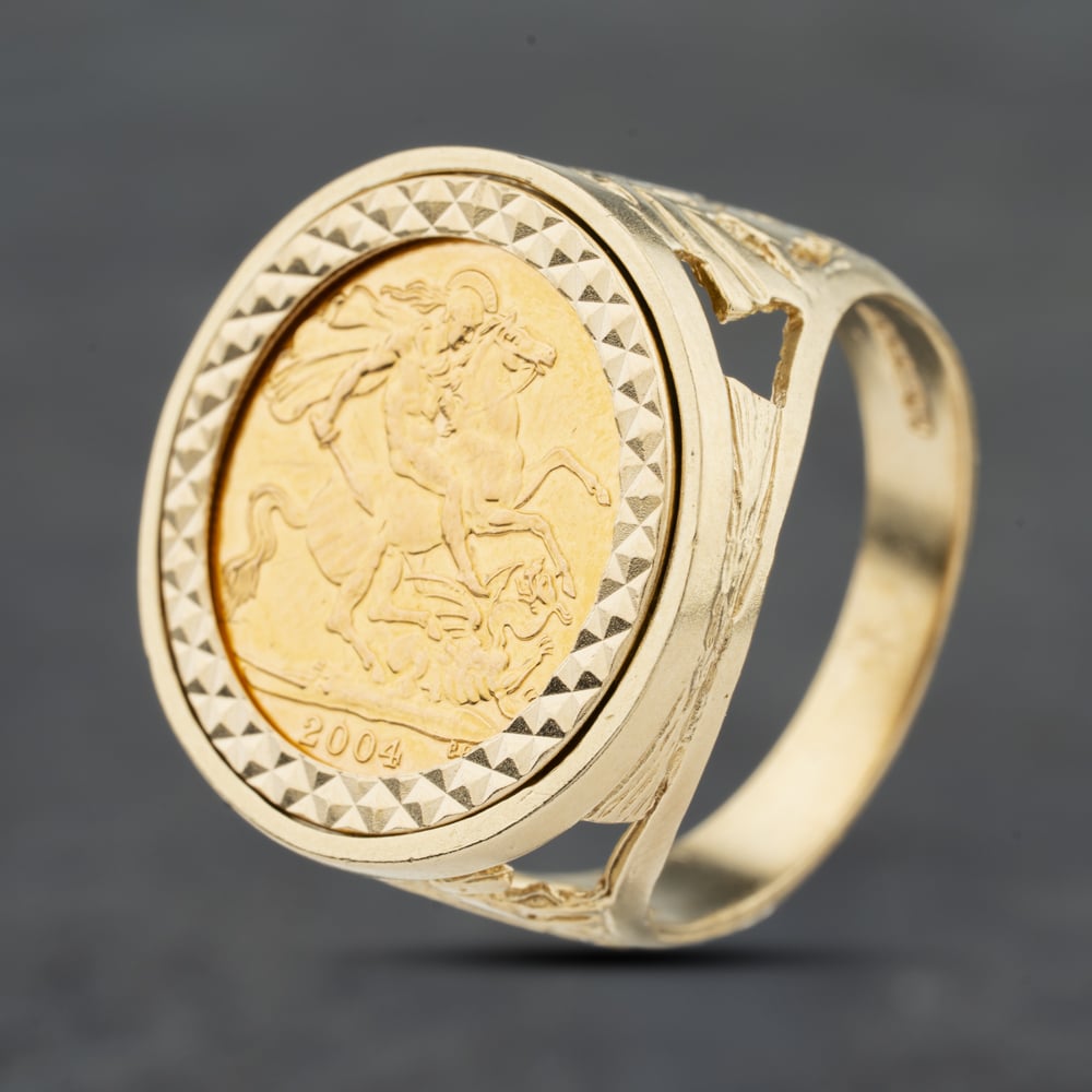 Pre-Owned 9ct Yellow Gold 2004 Queen Elizabeth II Half Sovereign Coin Ring 41201261BND