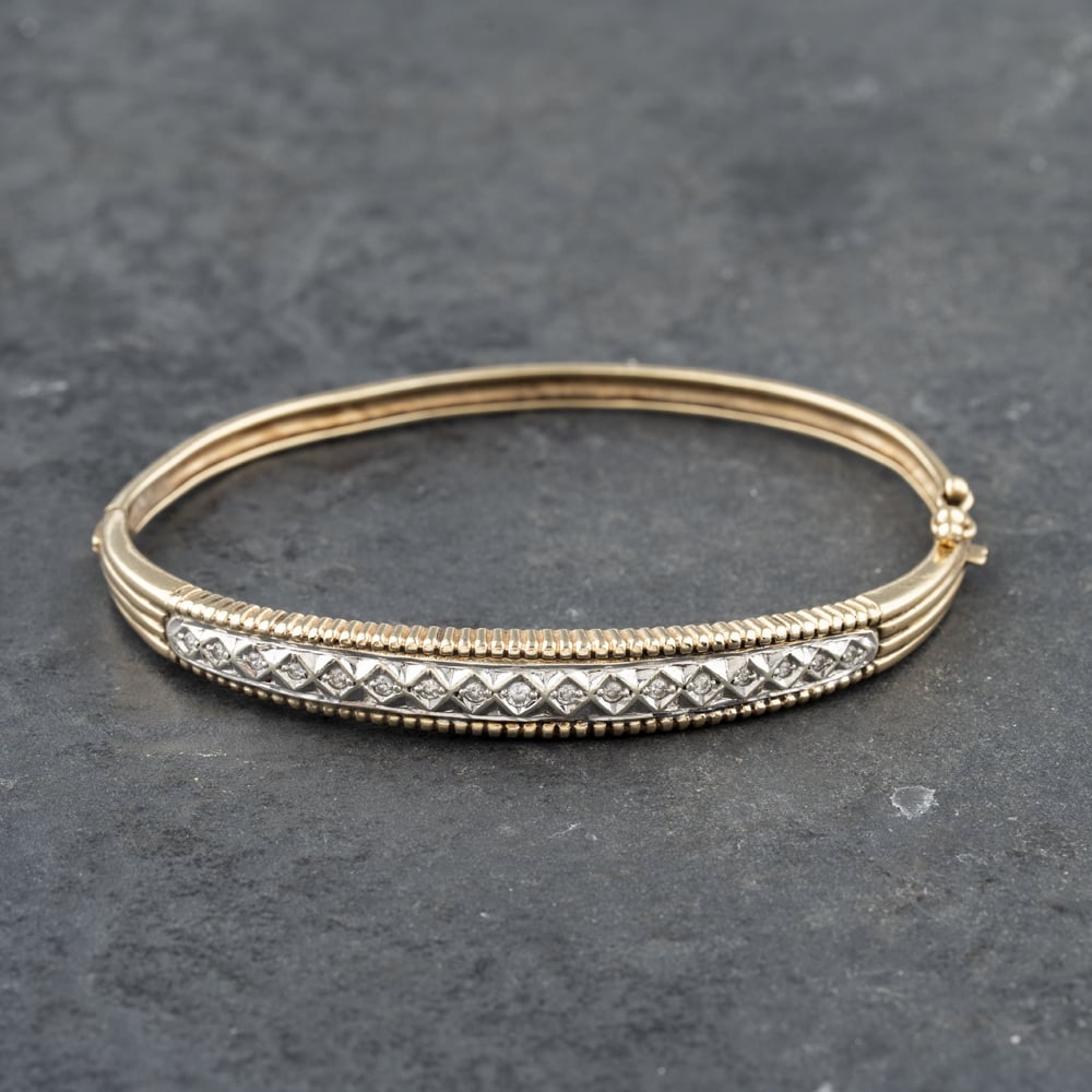 Pre-Owned 9ct Two Colour Gold Diamond Standard Hinged Bangle 41211333