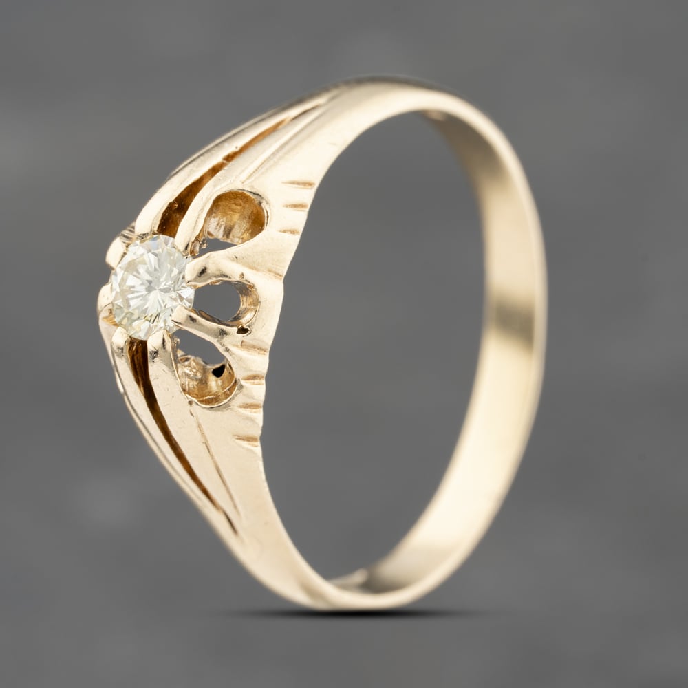 Pre-Owned 9ct Yellow Gold 0.25ct Brilliant Cut Diamond Single Stone Signet Ring 413402153286