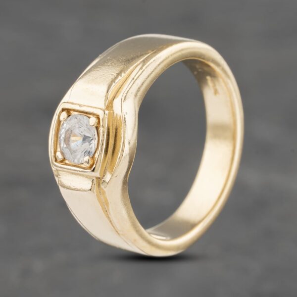 Pre-Owned 9ct Yellow Gold Cubic Zirconia Signet Ring 41341898
