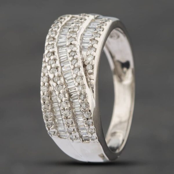 Pre-Owned 9ct White Gold Round & Baguette Cut Diamond Crossover Five Row Ring 41381783