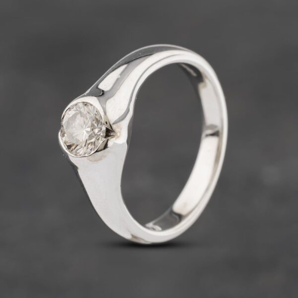 Pre-Owned 18ct White Gold Brilliant Cut Diamond Rubover Set Solitaire Ring 41481526