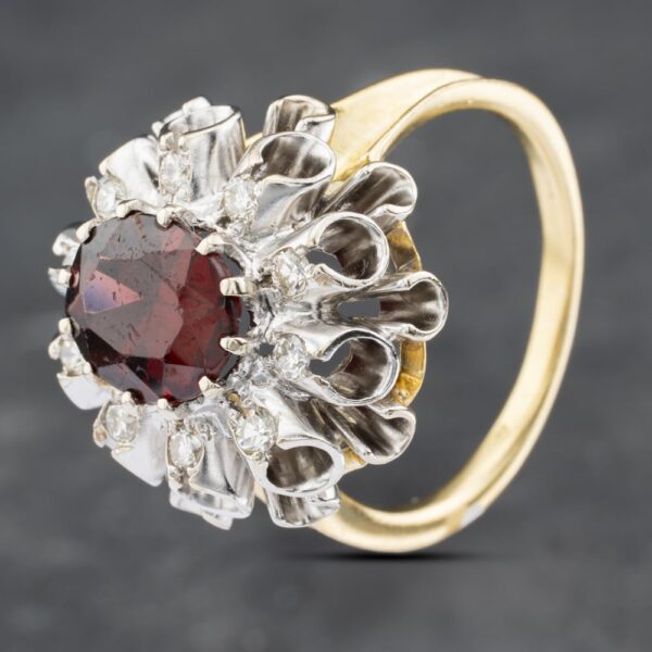 Pre-Owned Vintage 18ct Yellow Gold Garnet & Brilliant Cut Diamond Spray Design Cluster Ring 41481756