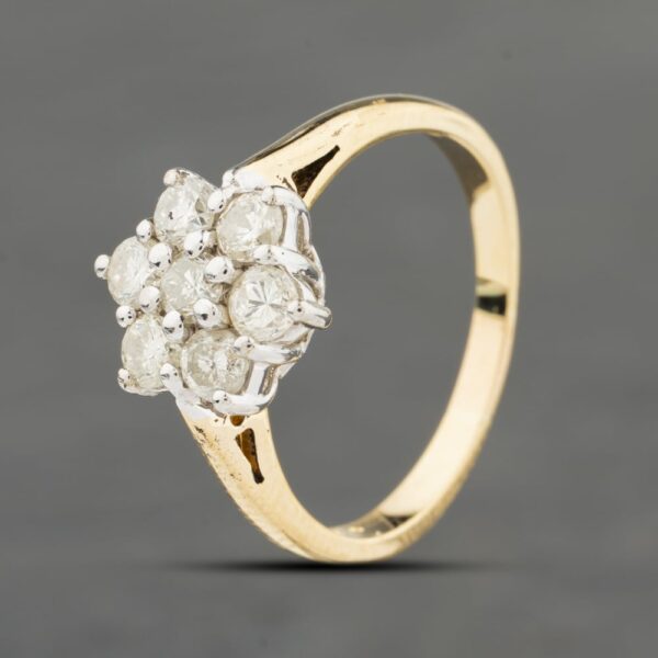 Pre-Owned 18ct Yellow Gold 0.75ct Brilliant Cut Diamond Cluster Ring 41482044