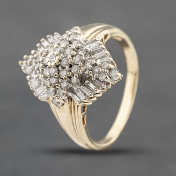 Pre-Owned 14ct Yellow Gold 1.00ct Diamond Cluster Ring 41482256
