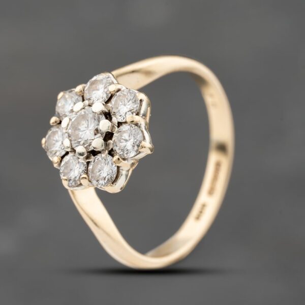 Pre-Owned 9ct Yellow Gold 0.92ct Brilliant Cut Diamond Flower Cluster Ring 41482356