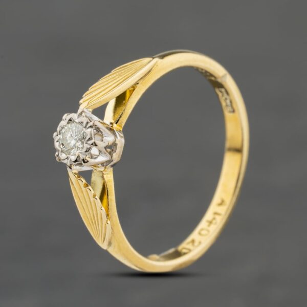Pre-Owned Vintage Yellow Gold 0.08ct Brilliant Cut Diamond Wing Pattern Shoulders Solitaire Ring 41482472