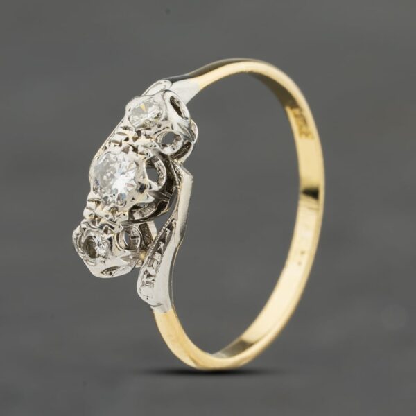 Pre-Owned Yellow Gold Diamond Twist Platinum Head Three Stone Ring 41482487