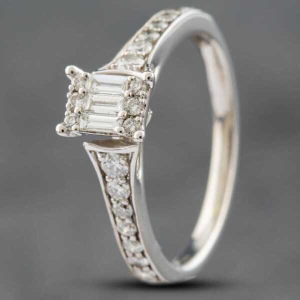 Pre-Owned 9ct White Gold Diamond Baguette & Brilliant Cut Diamonds Cluster Ring 4148952