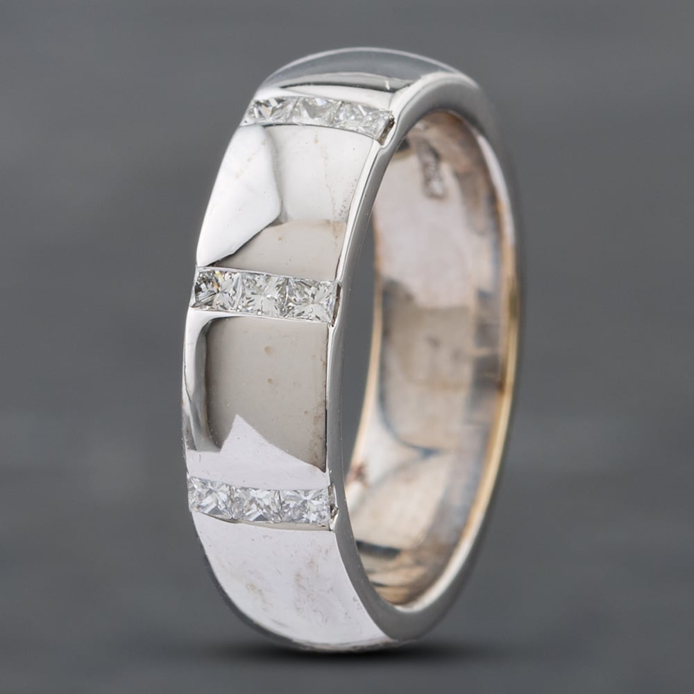 Pre-Owned 18ct White Gold Princess Cut Diamond Set D Shape 5mm Wedding Ring 41871320