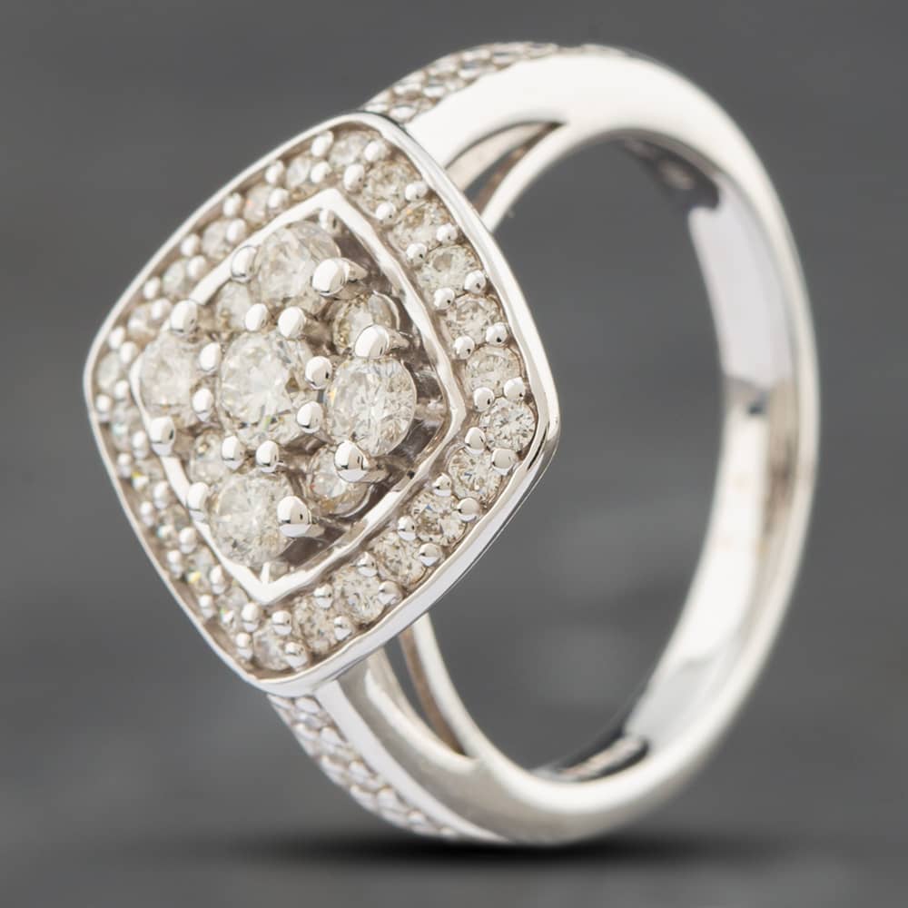 Pre-Owned 9ct White Gold 1.00ct Brilliant Cut Diamond Cluster Ring 43091012
