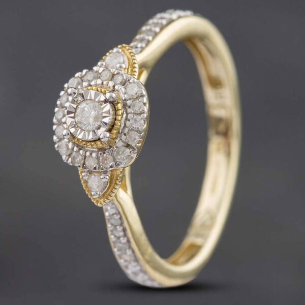 Pre-Owned 9ct Yellow Gold 0.17ct Brilliant Cut Diamond Cluster Ring 431202651