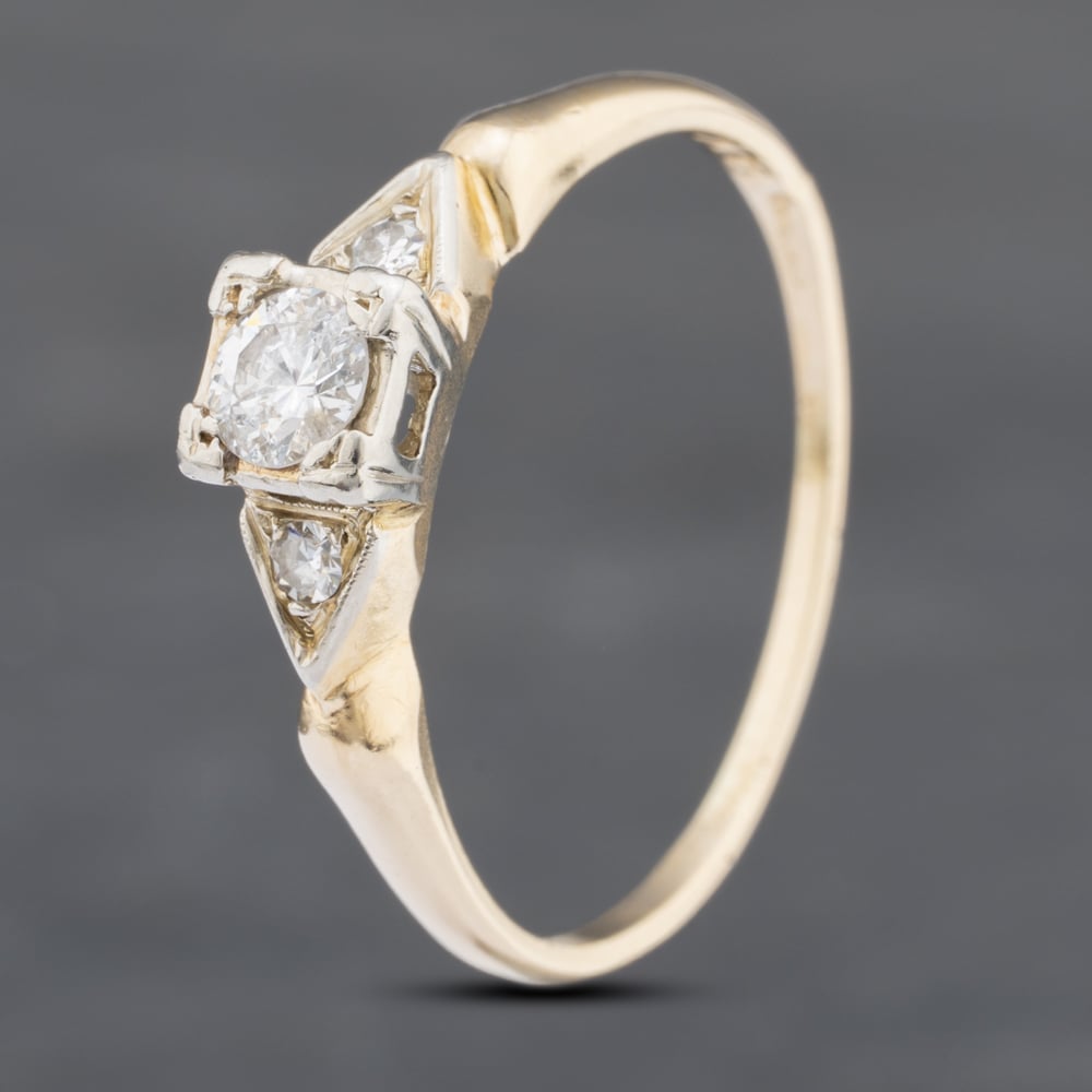 Pre-Owned 9ct Yellow Gold 0.23ct Brilliant Cut Diamond Solitaire Ring 43121117
