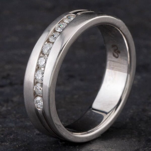 Pre-Owned 14ct White Gold 0.25ct Brilliant Cut Diamond Channel Set Textured 5.0mm Wedding Ring 4312112