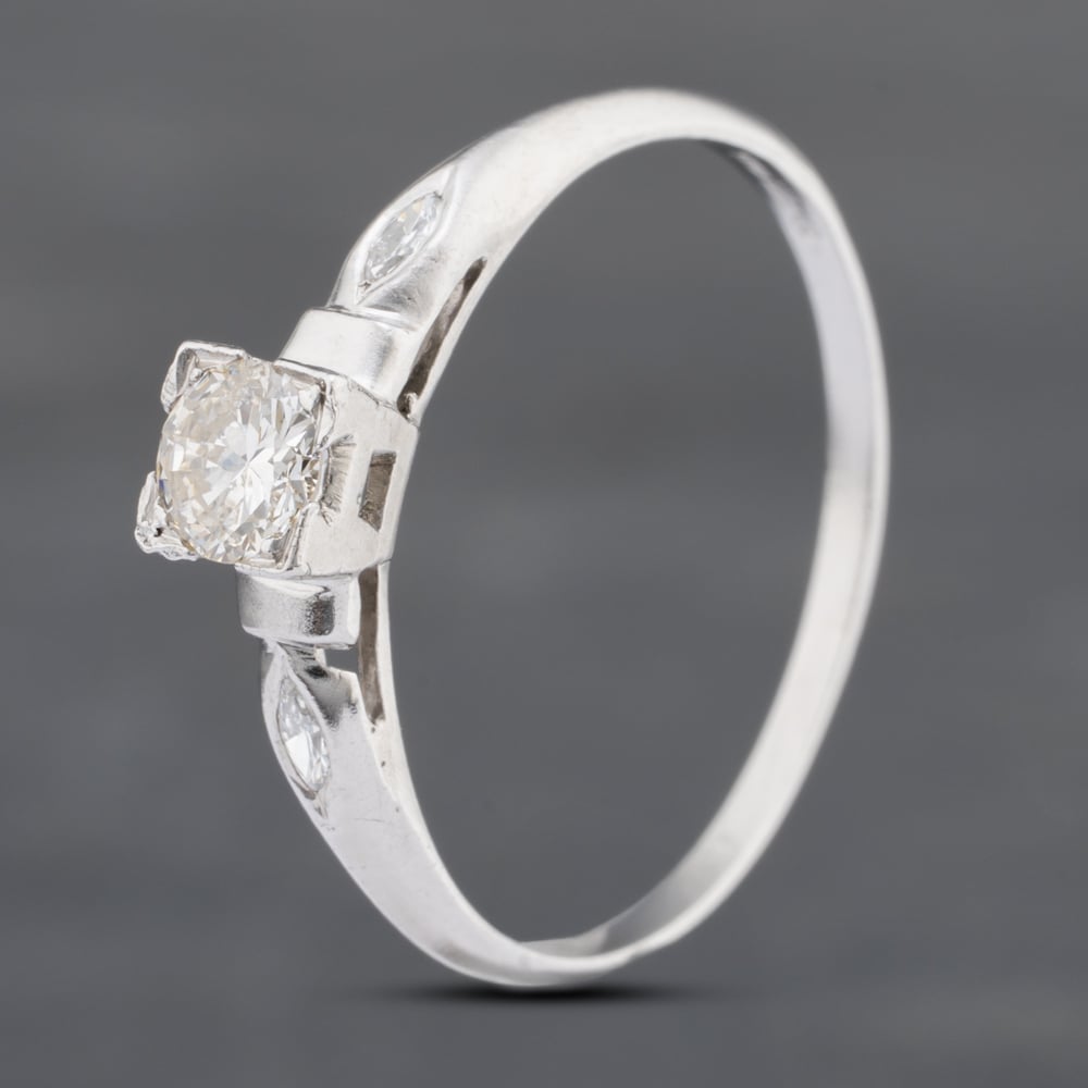 Pre-Owned 18ct White Gold 0.28ct Brilliant Cut Diamond Solitaire Ring 43121131