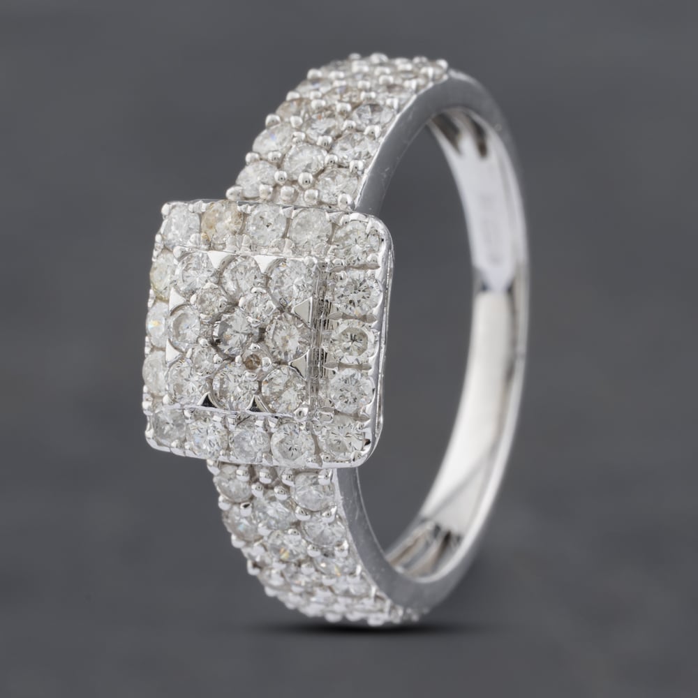 Pre-Owned 14ct White Gold 1.15ct Brilliant Cut Diamond Cluster Ring 43121214