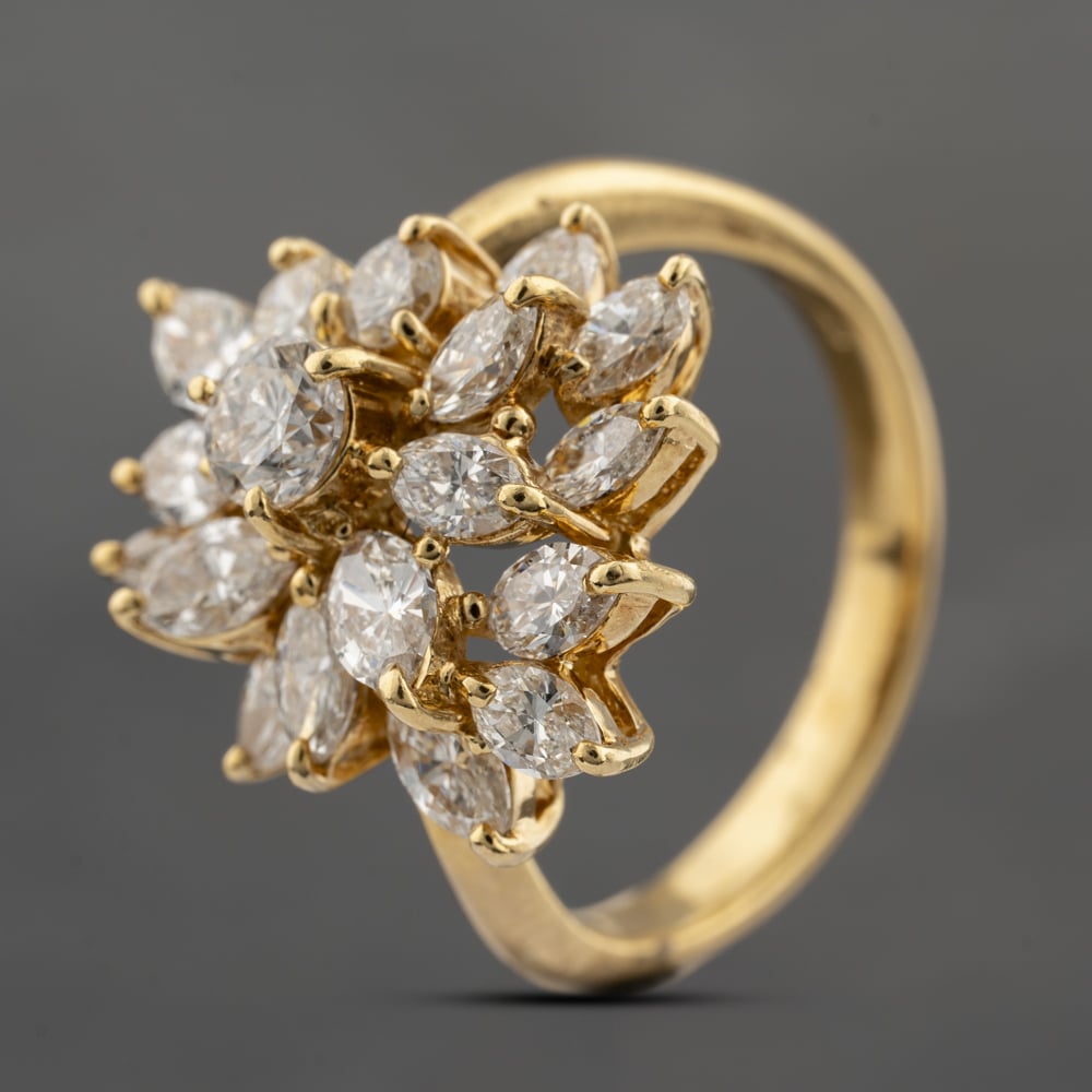 Pre-Owned 18ct Yellow Gold Diamond Fancy Cluster Ring 43121260