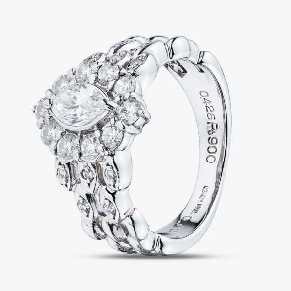 Pre-Owned Platinum 0.92ct Diamond Marquise Cluster Ring 43121297