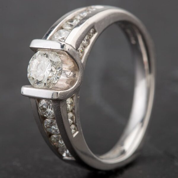 Pre-Owned 14ct White Gold 1.10ct Diamond Solitaire Shoulders Ring 4312922