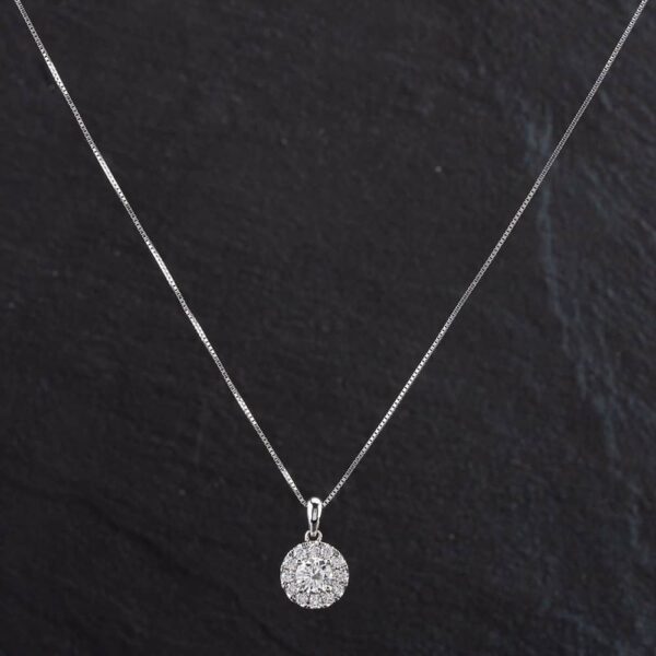 Pre-Owned 14ct White Gold 0.75ct Diamond 18 Inch Box Chain & Pendant 4314075