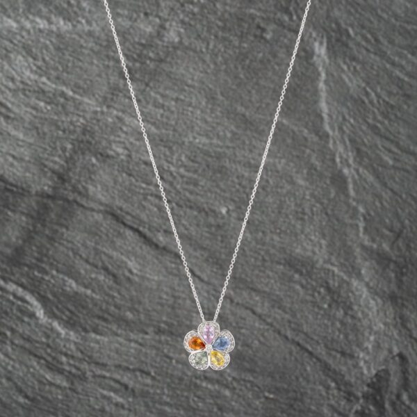 Pre-Owned 14ct White Gold 1.30ct Sapphire & 0.20ct Diamond Flower Pendant & 18 Inch Prince Of Wales Chain 43141204