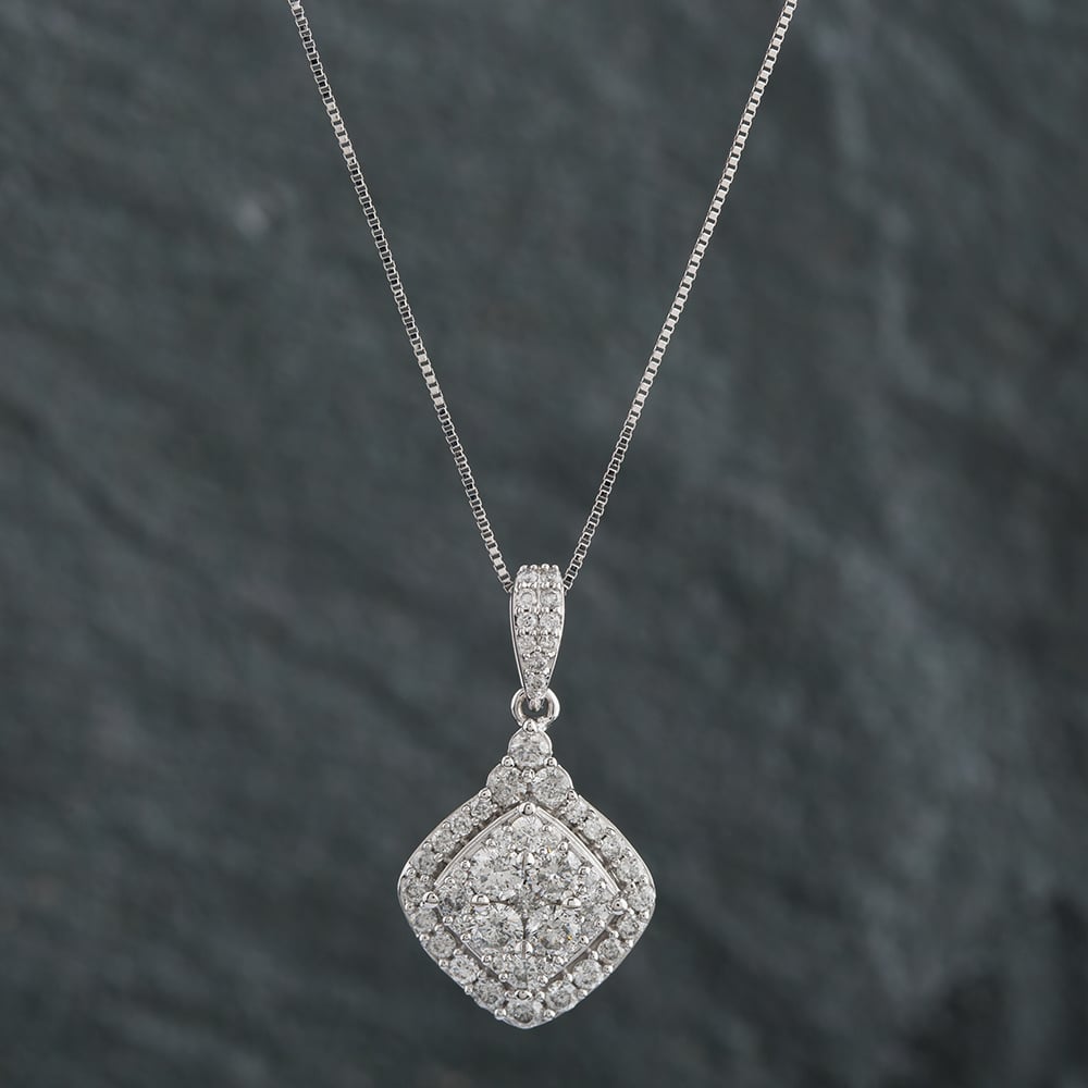 Pre-Owned 9ct White Gold 1.00ct Brilliant Cut Diamond Pendant & 18 Inch Box Chain 4314156