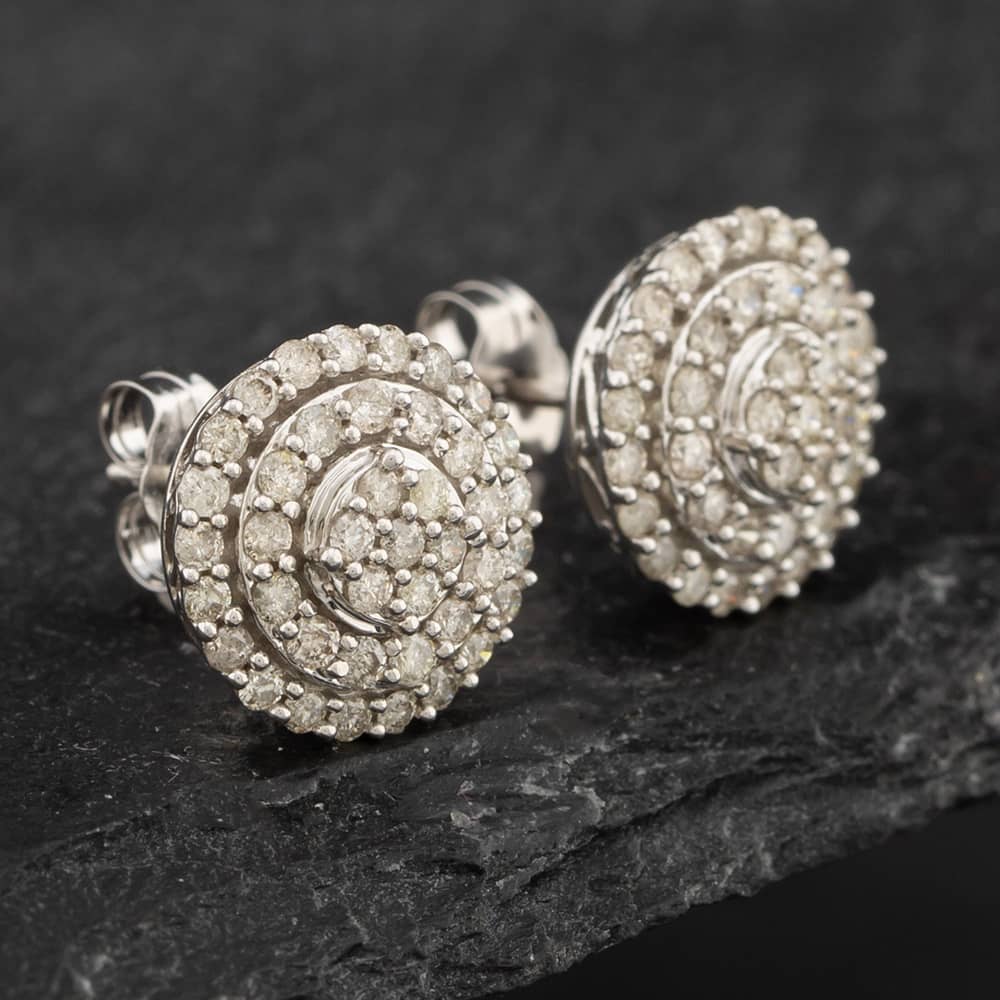 Pre-Owned 14ct White Gold 1.00ct Brilliant Cut Diamond Cluster Stud Earrings 43171146