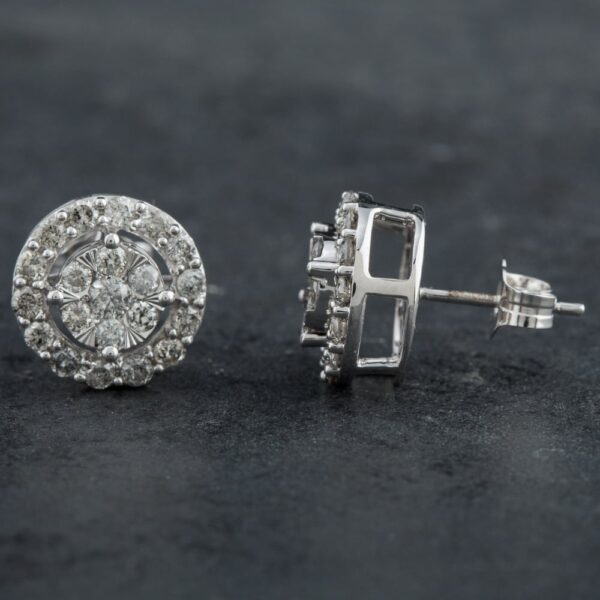 Pre-Owned 9ct White Gold 1.00ct Brilliant Cut Diamond Round Cluster Stud Earrings 4317123