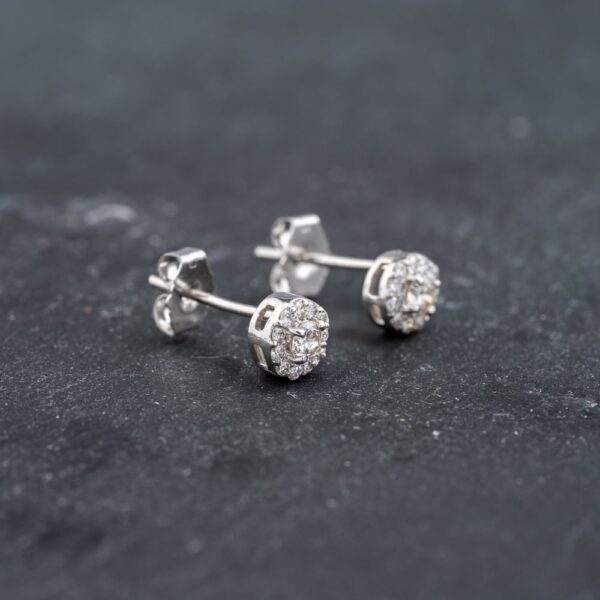 Pre-Owned White Metal 3.5mm 0.32ct Brilliant Cut Diamond Round Halo Stud Earrings 43171355