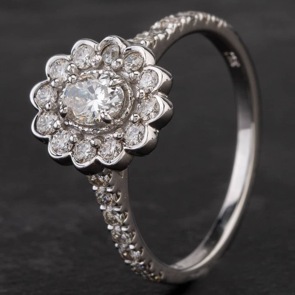 Pre-Owned 14ct White Gold Diamond Cluster Ring 4328545