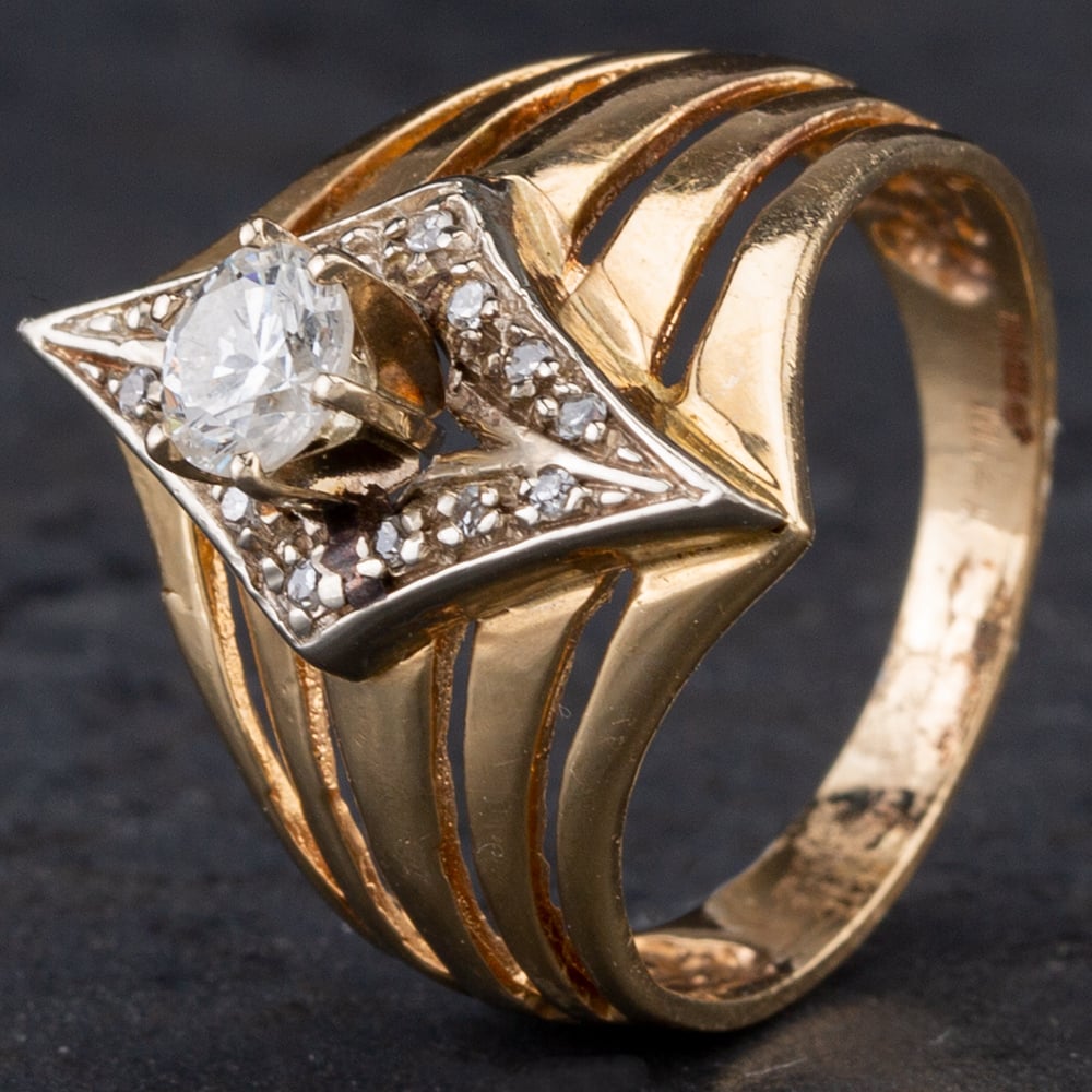 Pre-Owned 9ct Yellow Gold Diamond Fancy Cluster Ring 4328662