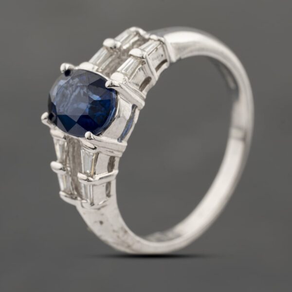 Pre-Owned 18ct White Gold Sapphire & 0.17ct Baguette Cut Diamond Oval Dress Ring 43361191