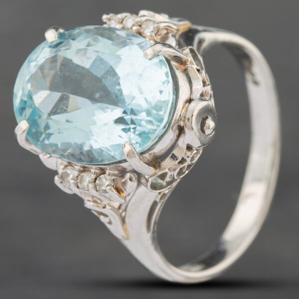 Pre-Owned Platinum 7.93ct Aquamarine & 0.08ct Brilliant Cut Diamond Oval Dress Ring 43401007