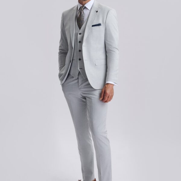 Belmont Silver Men's Three Piece Suit
